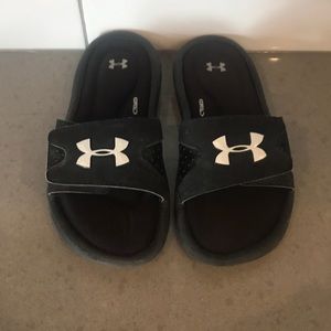 Under Armour flip flops